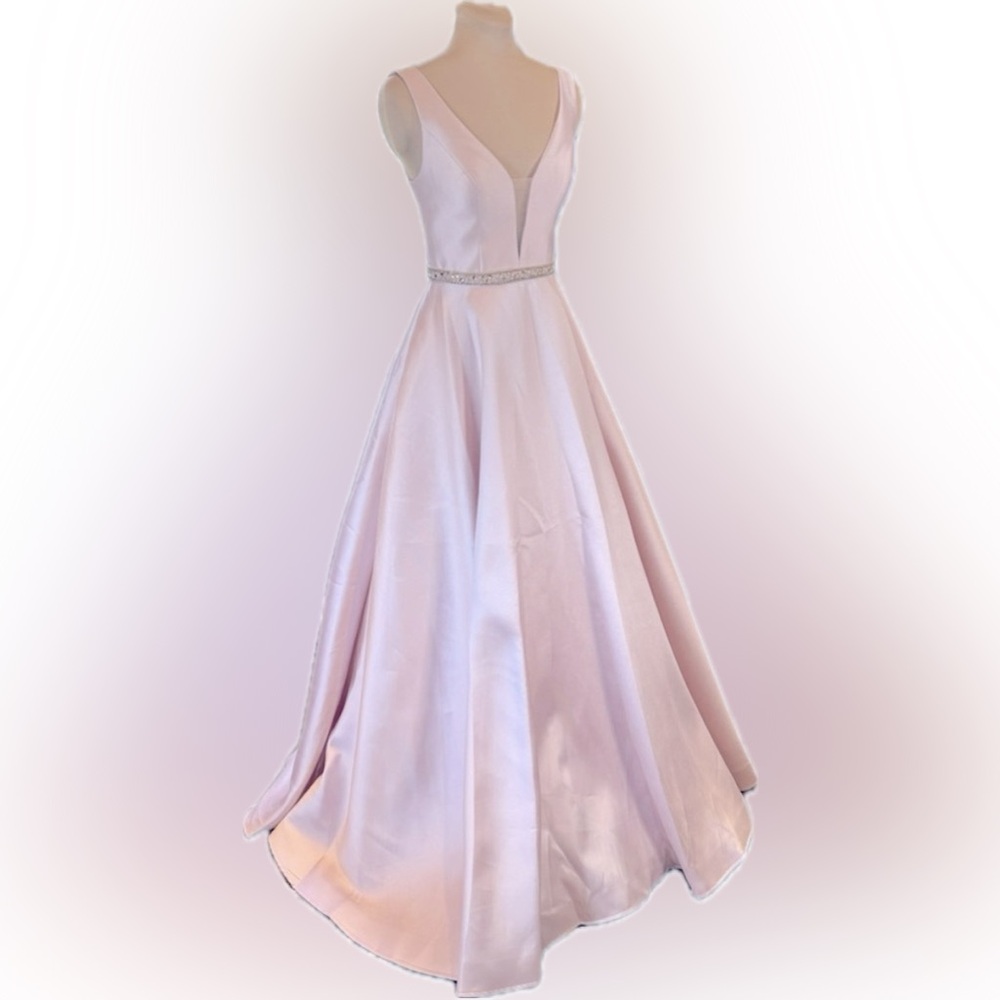NWOT Clarisse A Line Gown with Beaded Waist